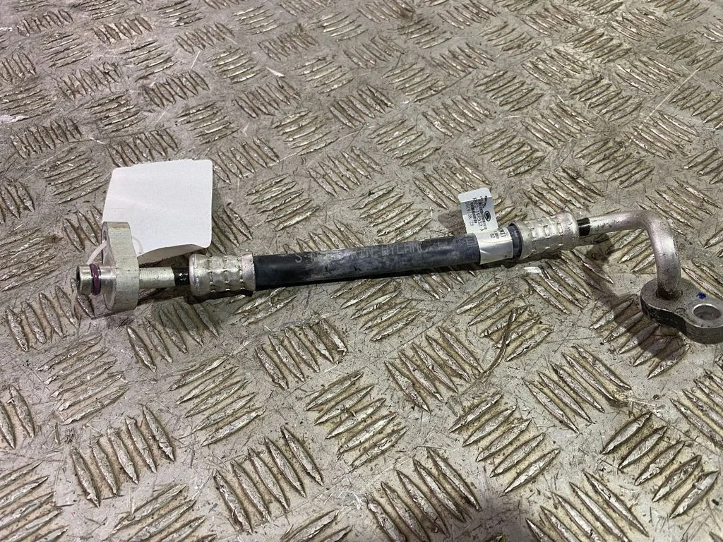 Kliimaseadme toru / voolik K8D219E932AB