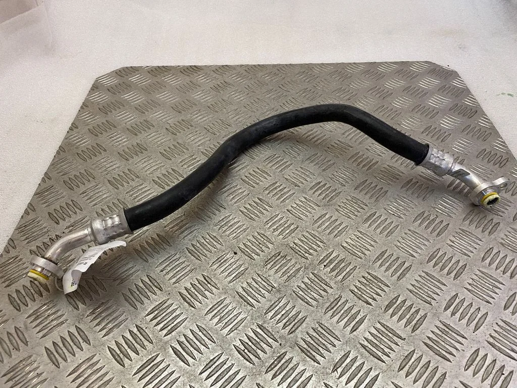 Air conditioning (A/C) pipe/hose – Volvo XC60 (2017-)