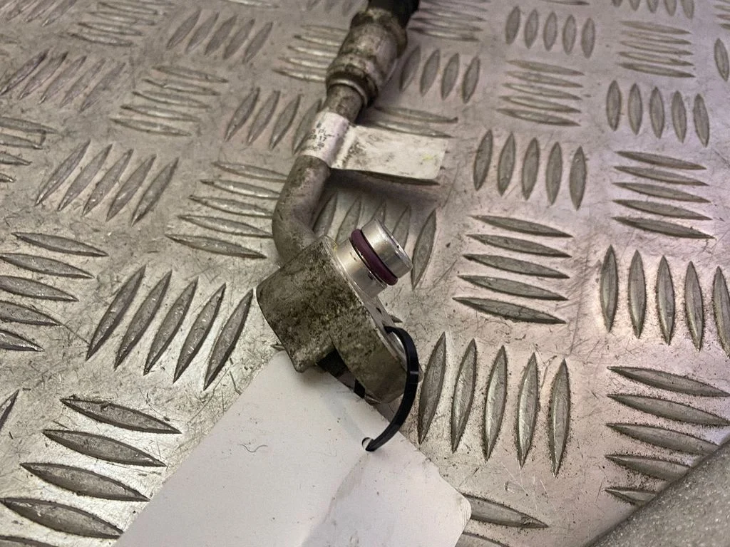 Air conditioning (A/C) pipe/hose 4G0816721Q