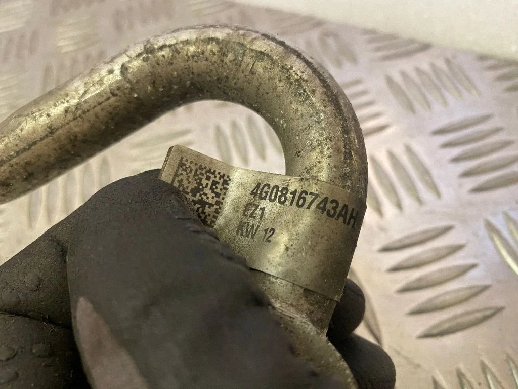 Air conditioning (A/C) pipe/hose 4G0816743AH