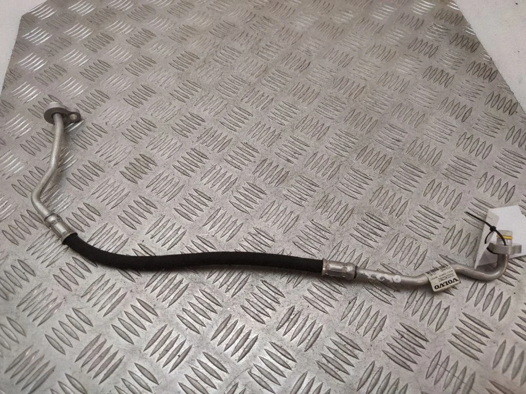 Air conditioning (A/C) pipe/hose – Volvo XC90 (2014-)
