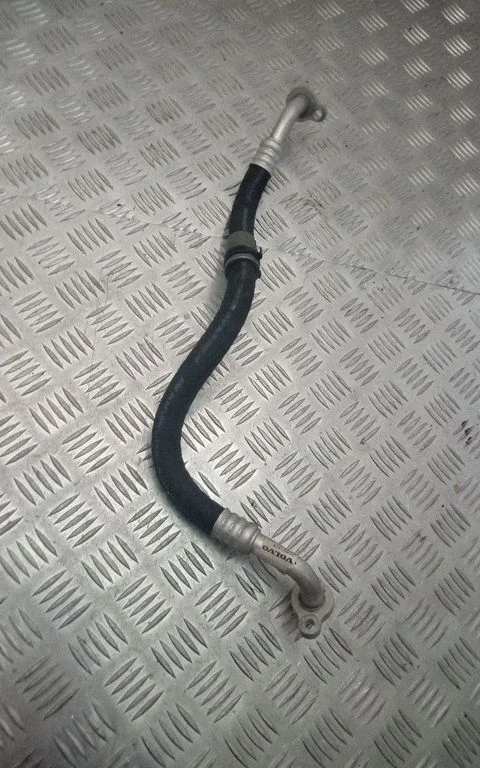 Air conditioning (A/C) pipe/hose 31497424