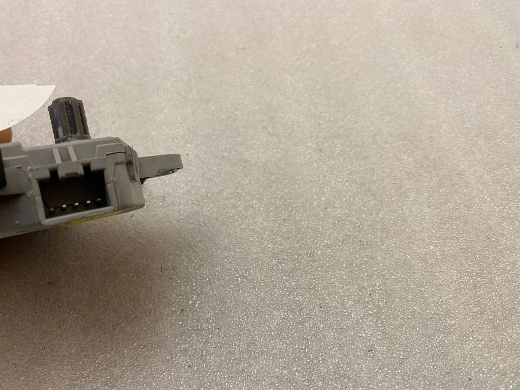 Gaisa aizvara motoriņš/aktuators EA1F0PPJAA01