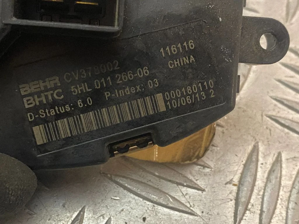 Heater blower motor/fan resistor CV378002