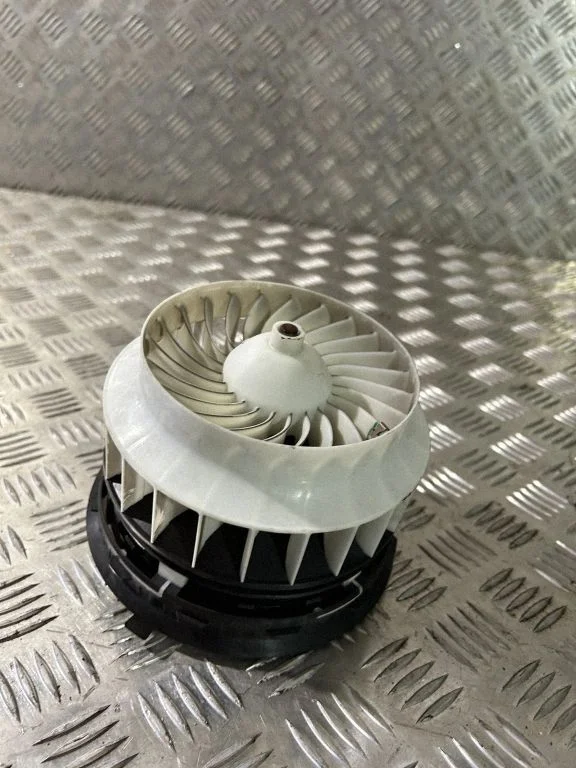 Salongipuhur F011500133