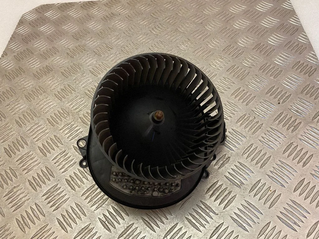 Heater fan/blower – BMW 3 Series F30 F35 F31 (2012-2018)