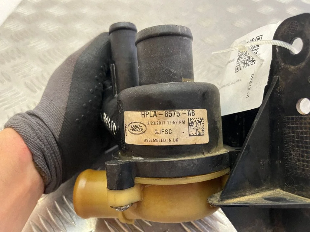 Thermostat/thermostat housing HPLA8575AB