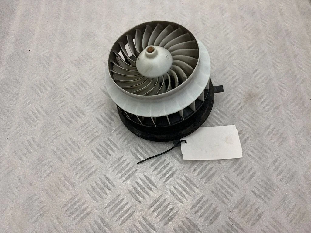 Krāsniņas ventilators/pūtējs 3135102386