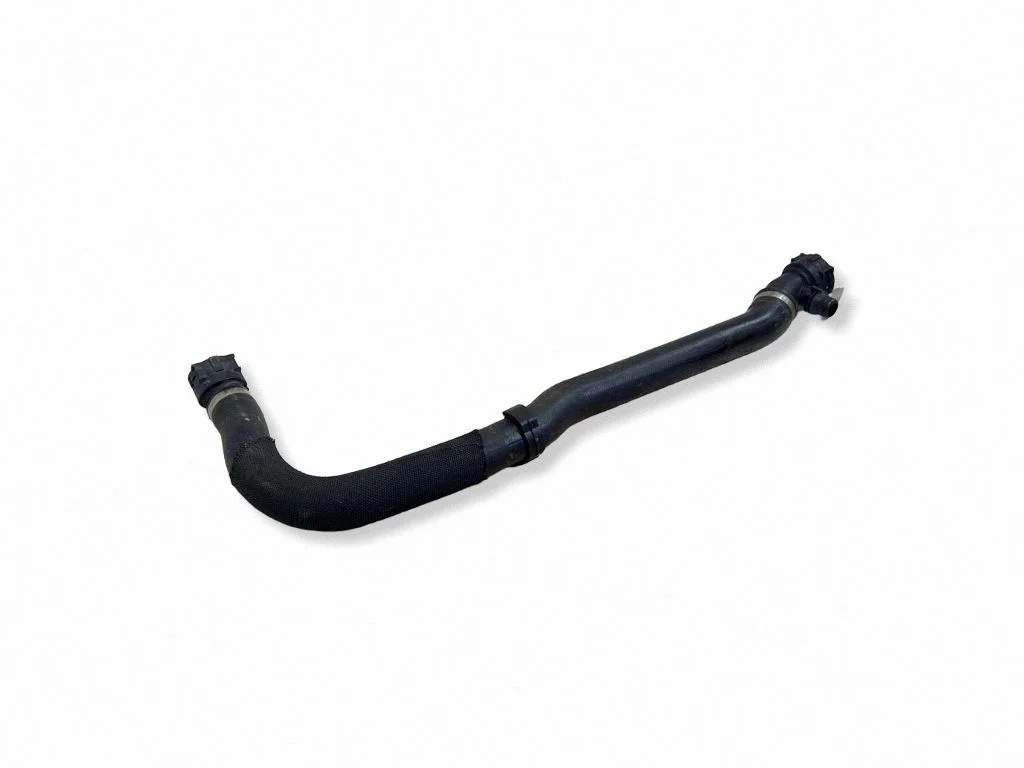 Engine coolant pipe/hose 8591940