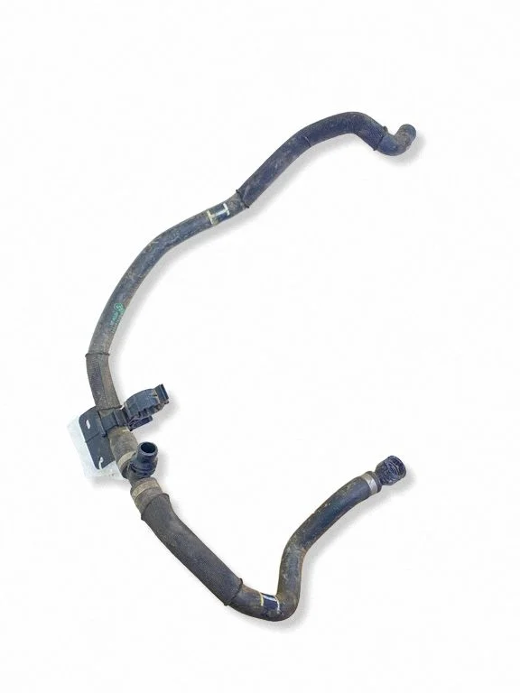 Przewody układu chłodzenia silnika 199066