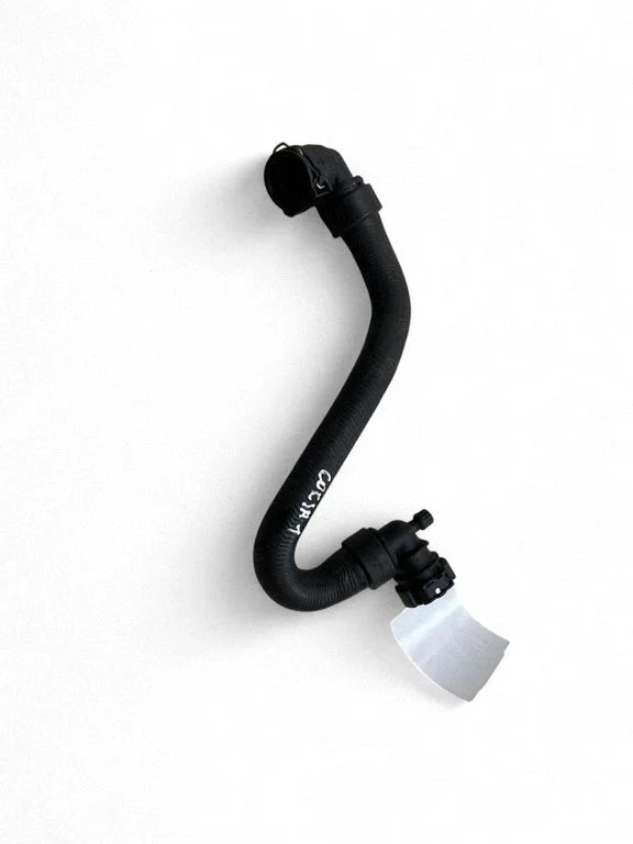 Engine coolant pipe/hose