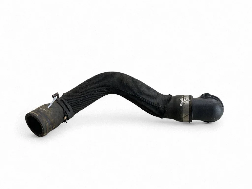 Engine coolant pipe/hose 95B122101J