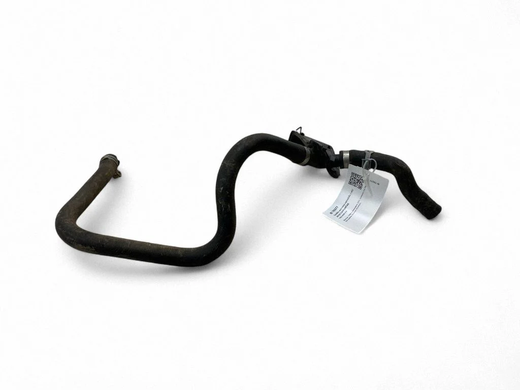 Engine coolant pipe/hose 32138838