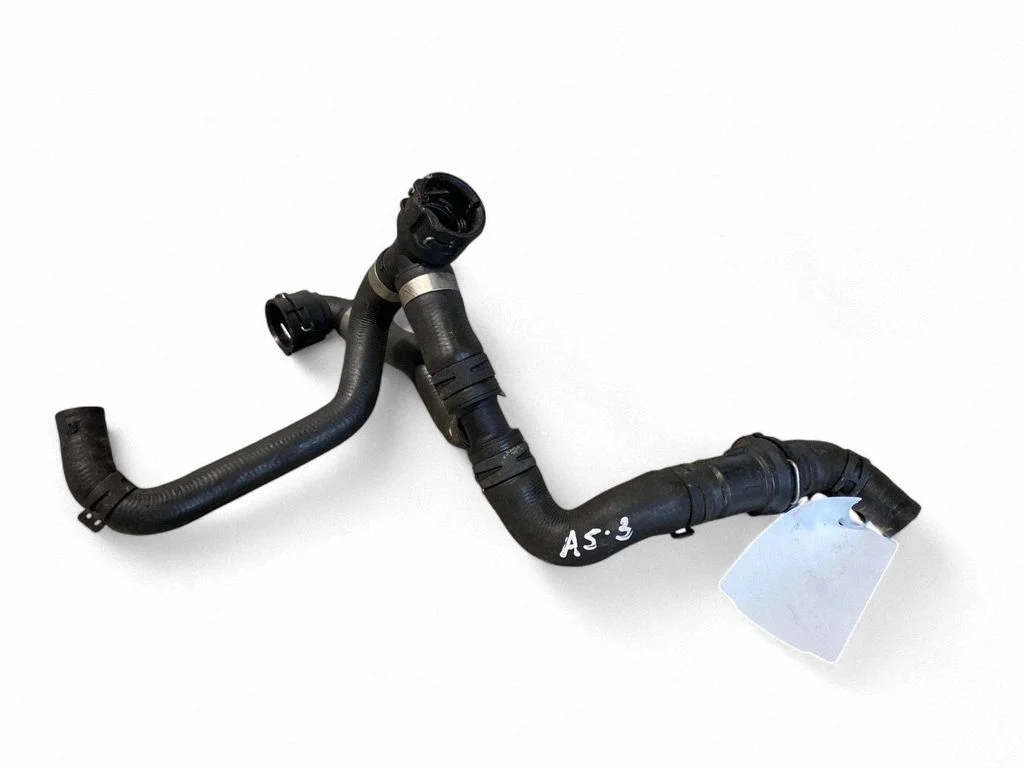 Mootori jahutusvedeliku toru / voolik 8W0122449BC