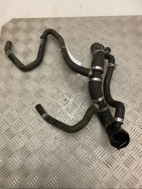 Engine coolant pipe/hose 31686003