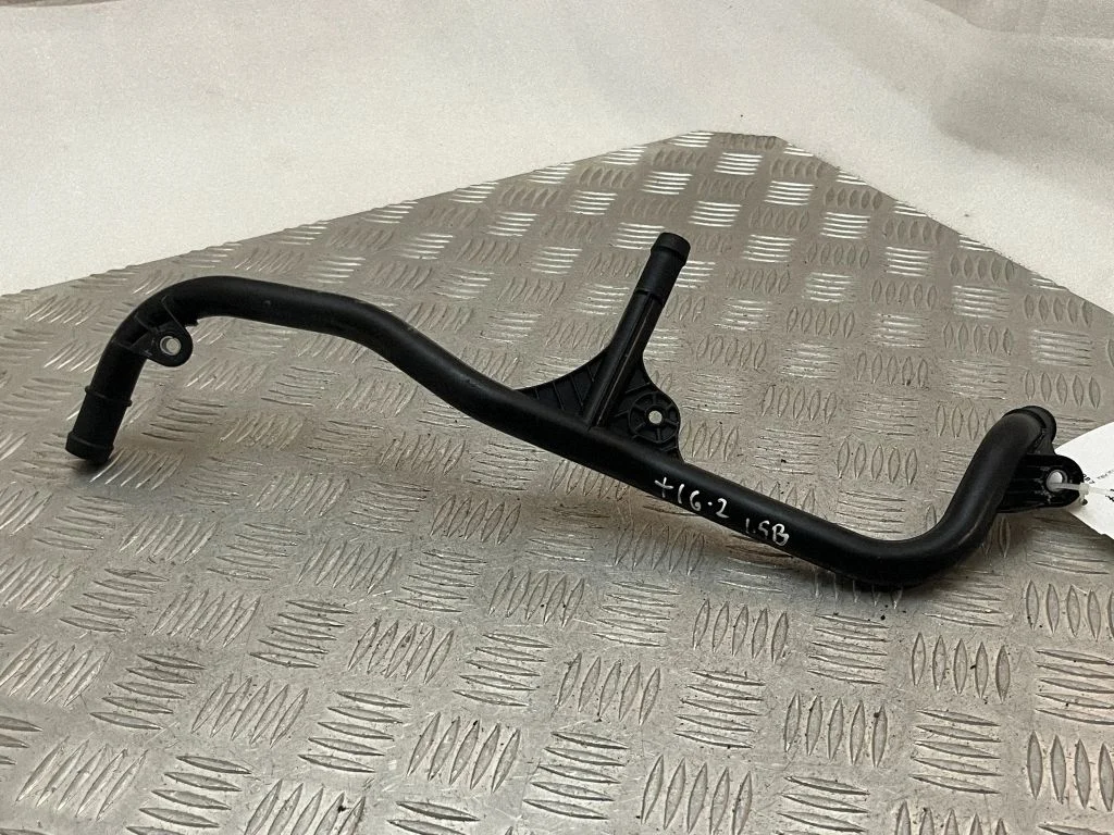 Engine coolant pipe/hose 05E121070