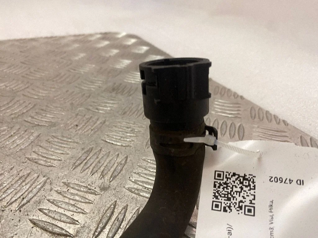 Engine coolant pipe/hose FPLA7752CA
