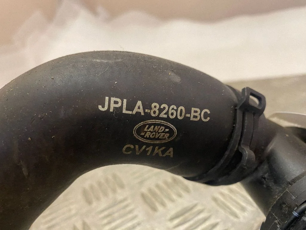 Mootori jahutusvedeliku toru / voolik JPLA8260BC