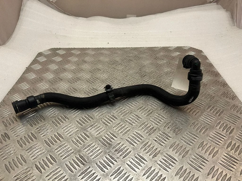 Engine coolant pipe/hose 9822405580