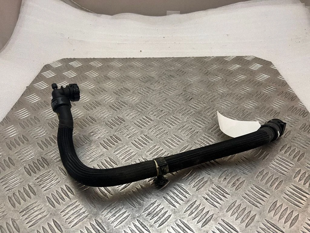 Engine coolant pipe/hose 9822405680