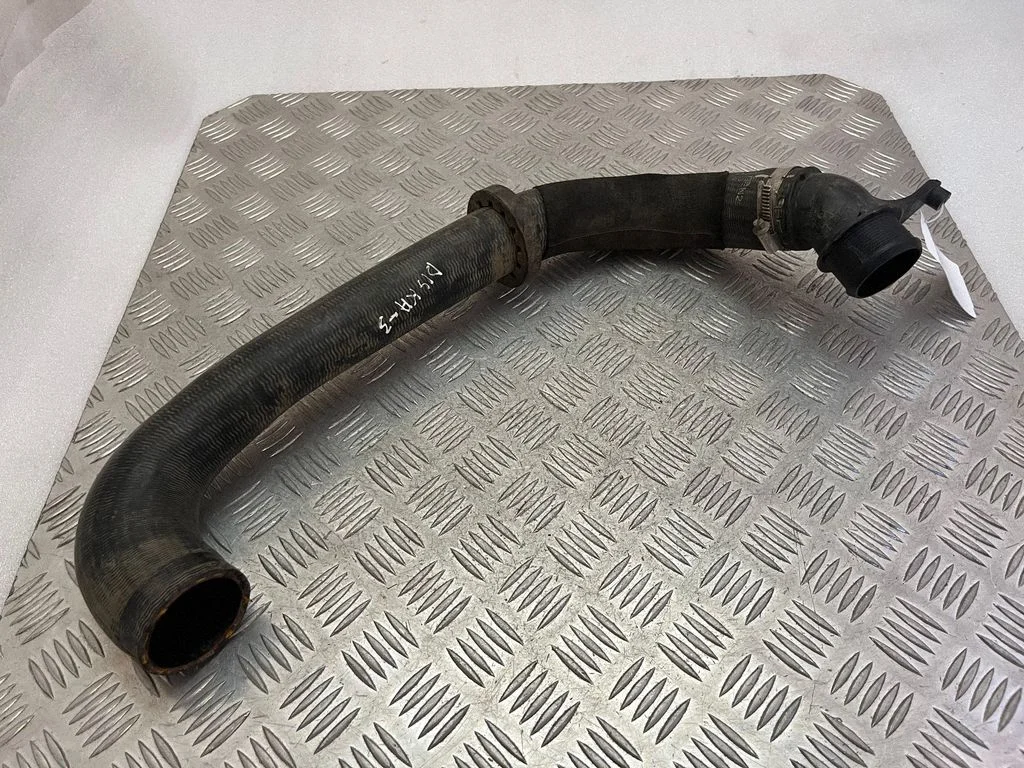 Engine coolant pipe/hose FPLA6N650CB