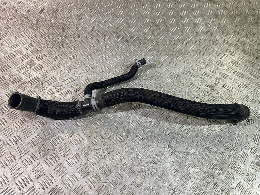 Engine coolant pipe/hose 68263041AA