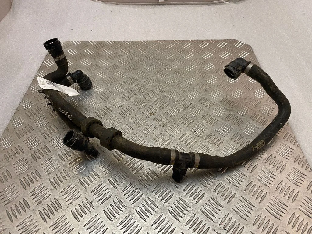 Engine coolant pipe/hose A1665007775