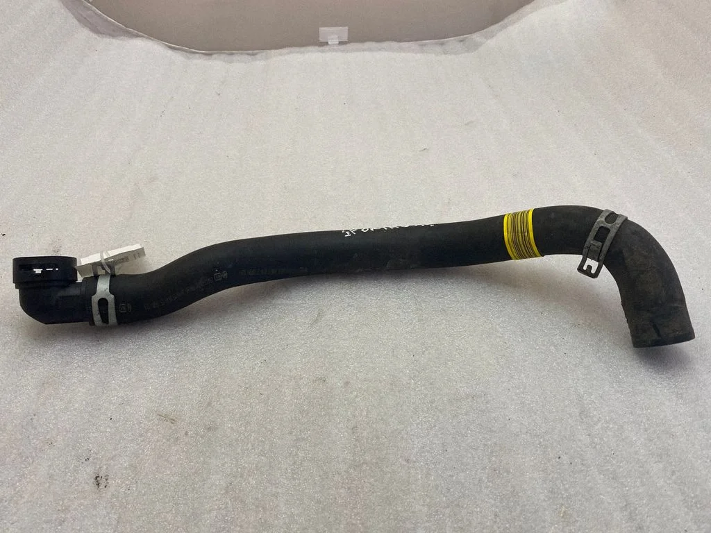 Engine coolant pipe/hose 25410D3700
