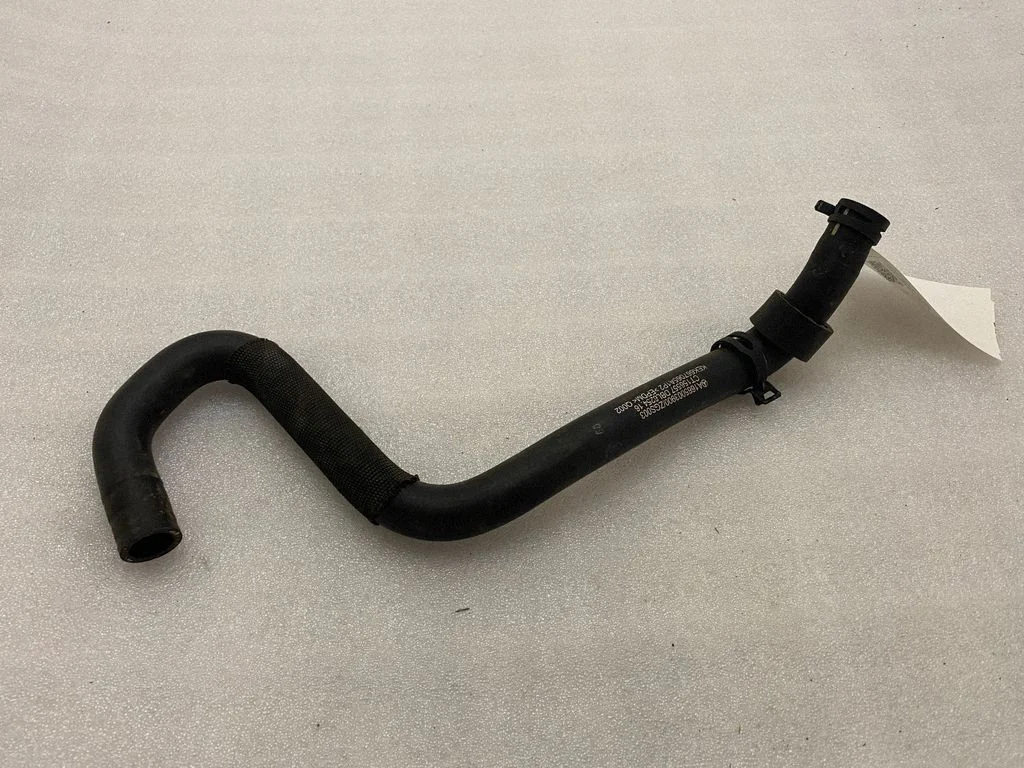 Engine coolant pipe/hose A1665003900
