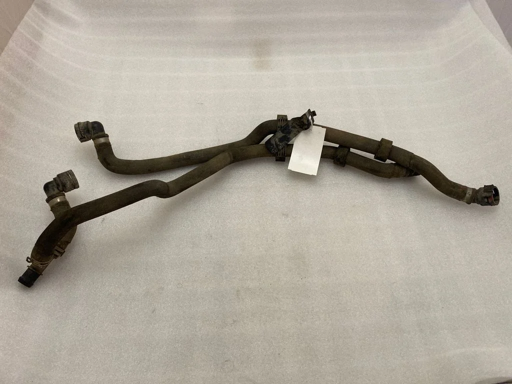Engine coolant pipe/hose A1665002800