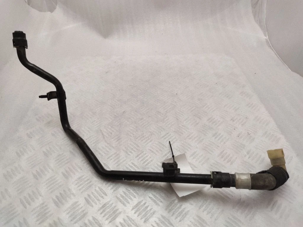 Engine coolant pipe/hose FR3318K582AC