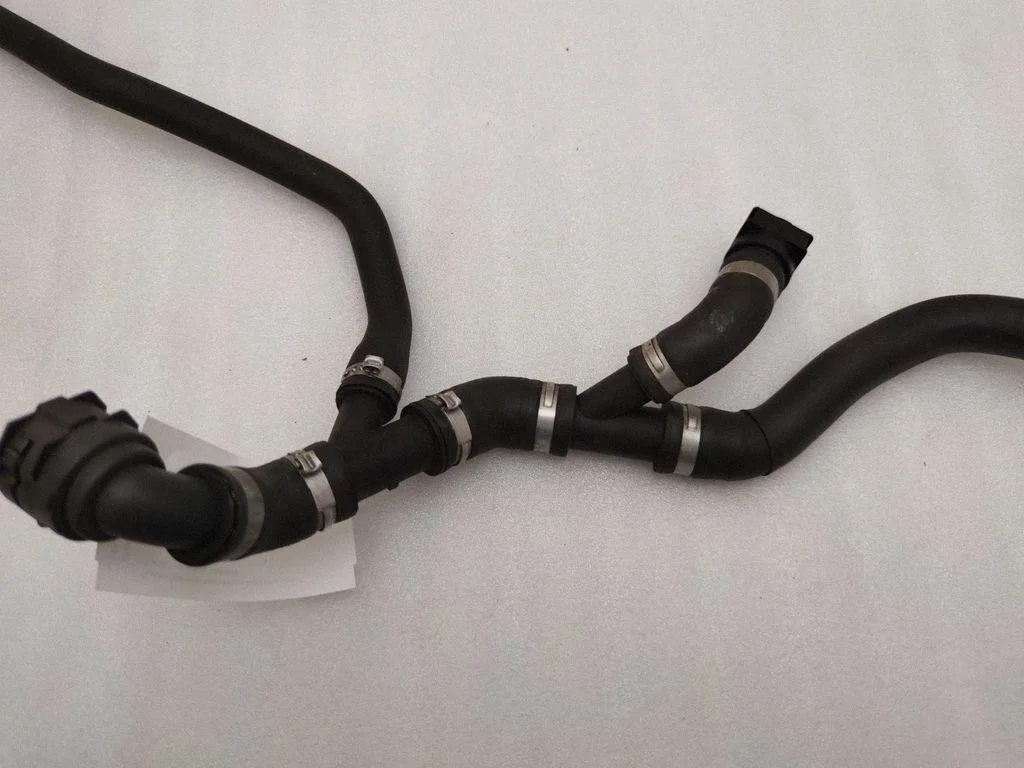 Engine coolant pipe/hose 8616133