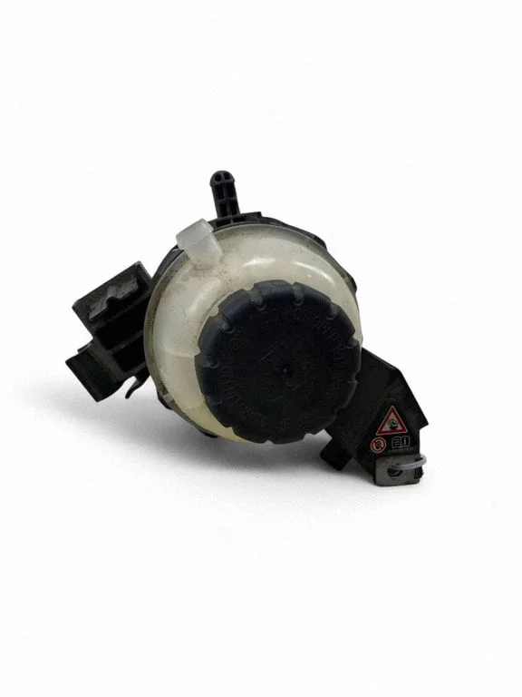 Coolant expansion tank/reservoir – Mercedes-Benz S-Class W222 (2013-)