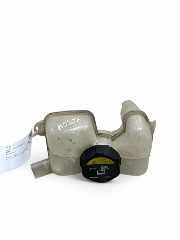 Coolant expansion tank/reservoir 31338410