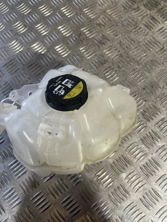 Coolant expansion tank/reservoir – Volvo XC90 (2014-)