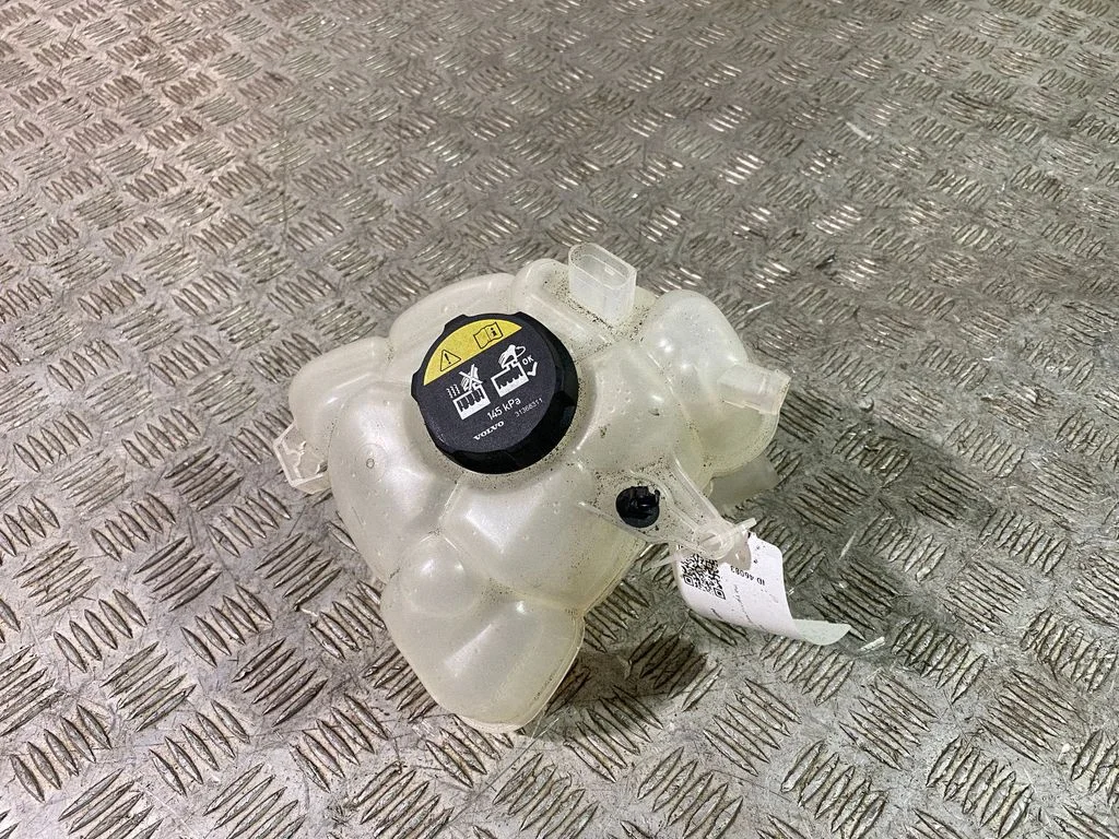 Coolant expansion tank/reservoir – Volvo XC90 (2014-)