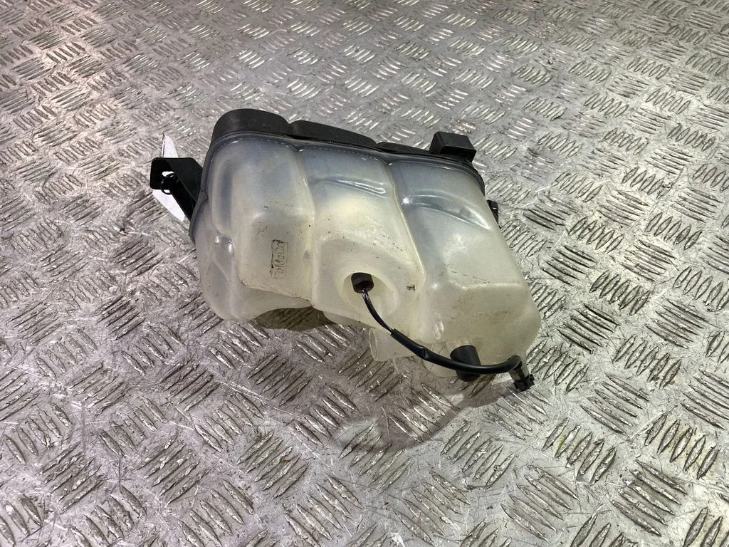 Coolant expansion tank/reservoir – Volvo XC90 (2014-)