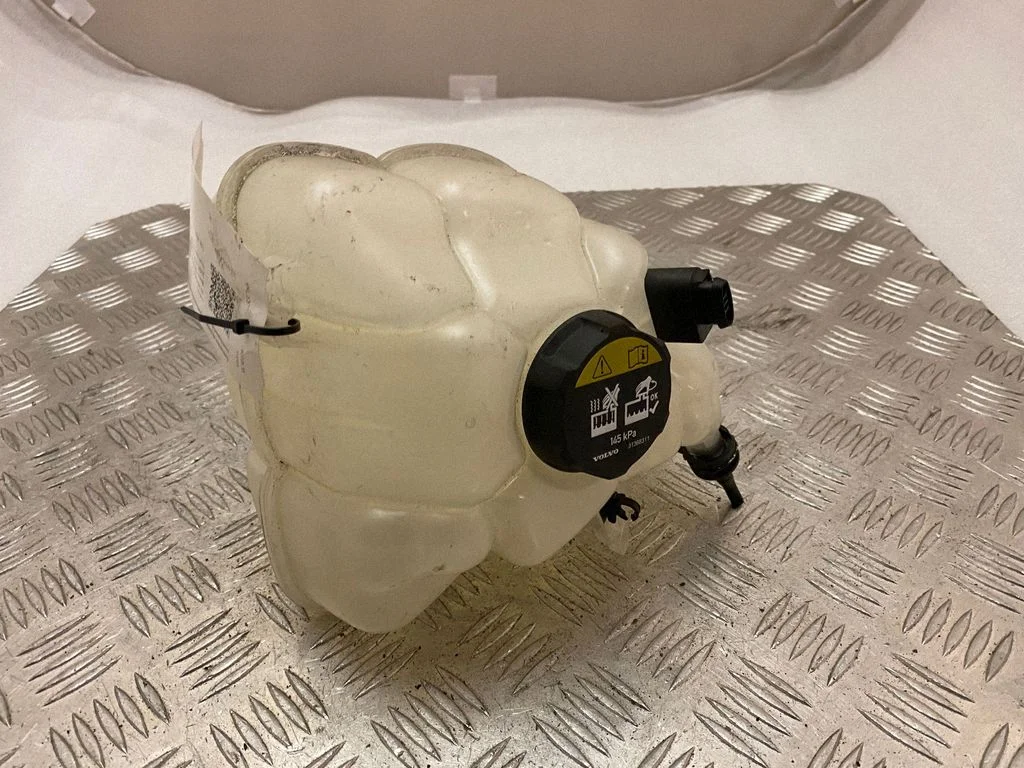 Coolant expansion tank/reservoir – Volvo XC90 (2014-)