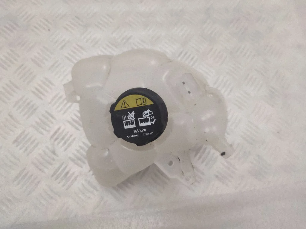 Coolant expansion tank/reservoir – Volvo XC60 (2017-)