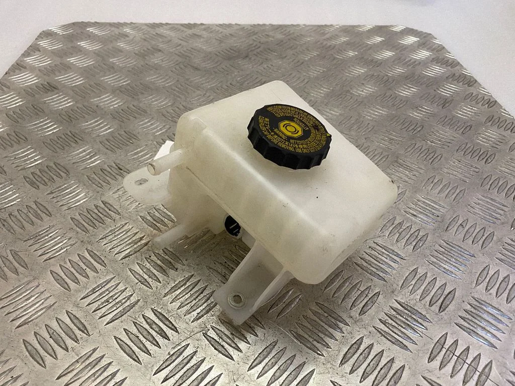 Coolant expansion tank/reservoir