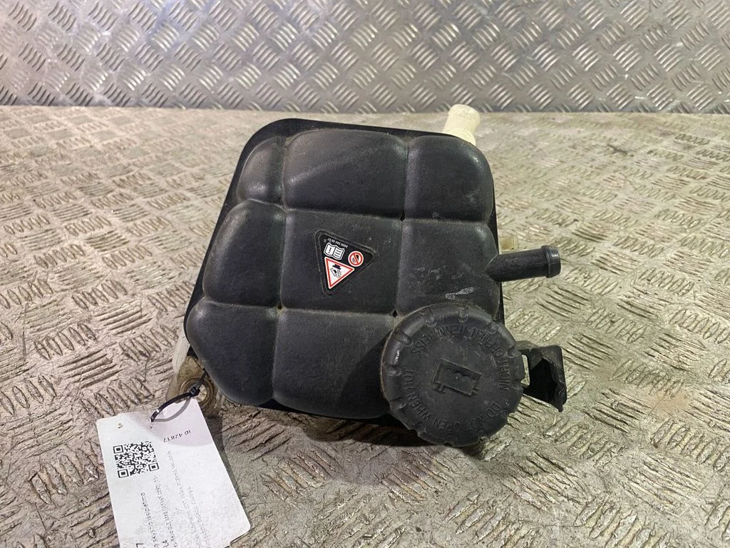 Coolant expansion tank/reservoir – Mercedes-Benz ML-Class W166 (2012-2017)