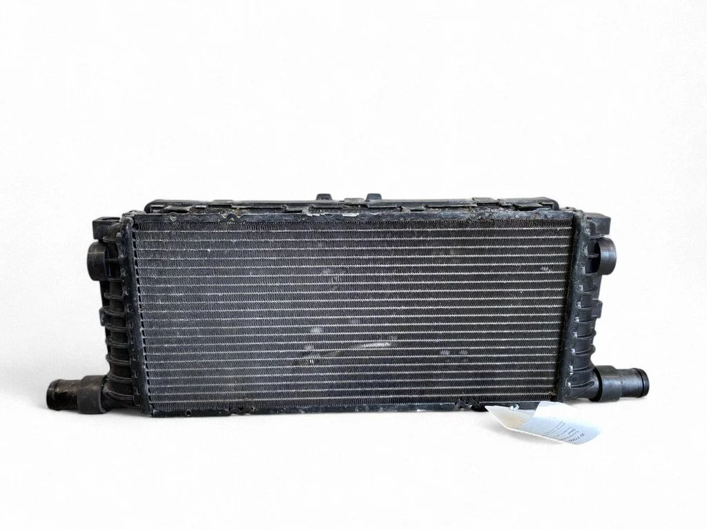Jahutusvedeliku radiaator 99110603702