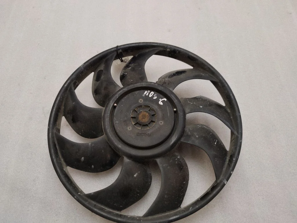 Electric radiator cooling fan