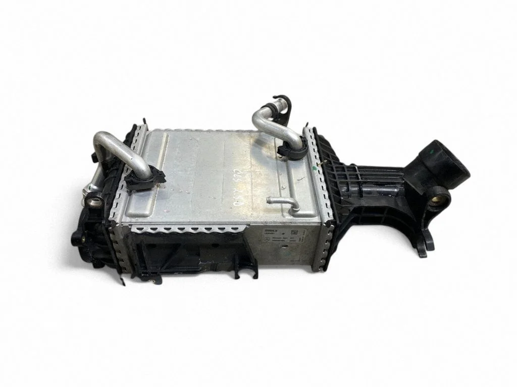 Vahejahuti radiaator – Mercedes-Benz CLS-klass C257 (2018-)