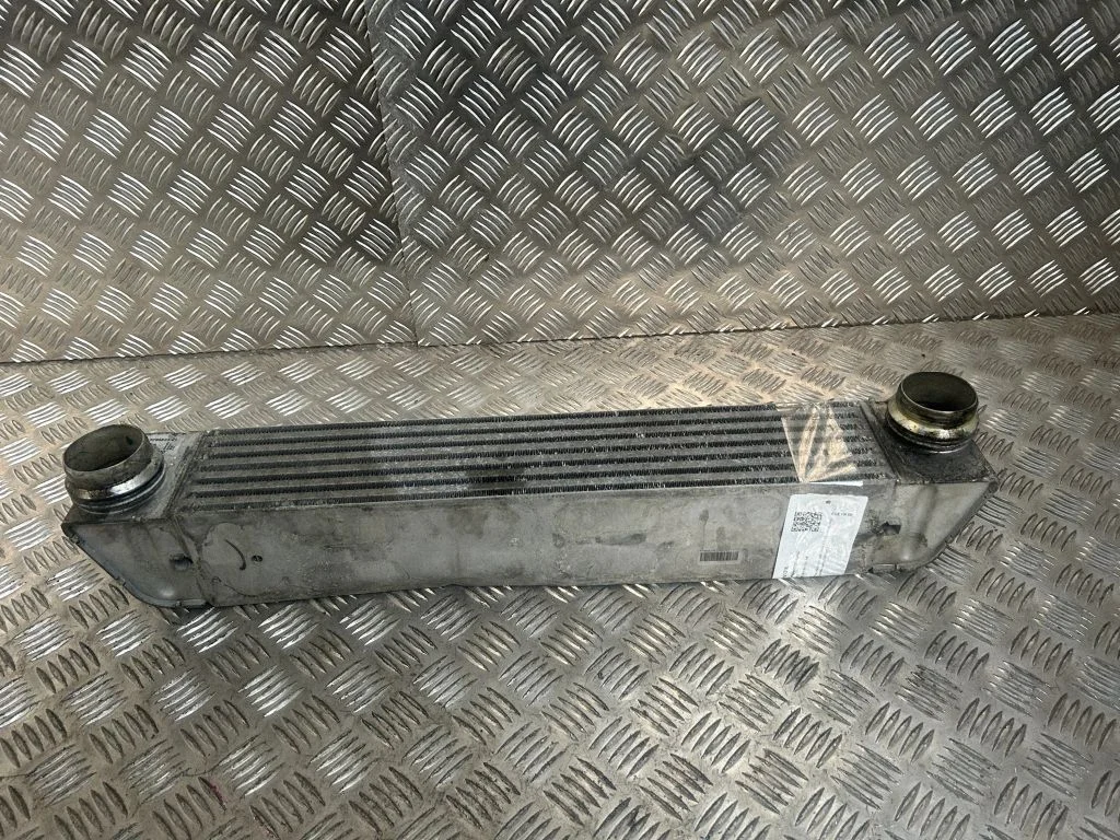 Starpdzesētāja (interkūlera) radiators 7795823