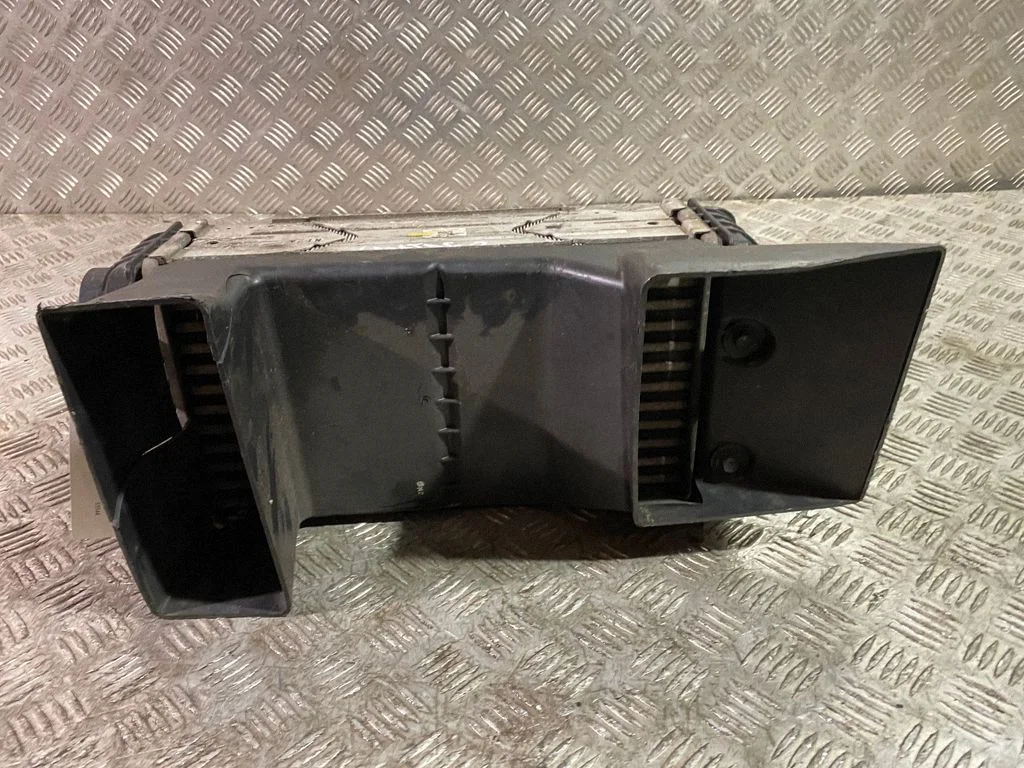 Intercooler radiator 282702B743