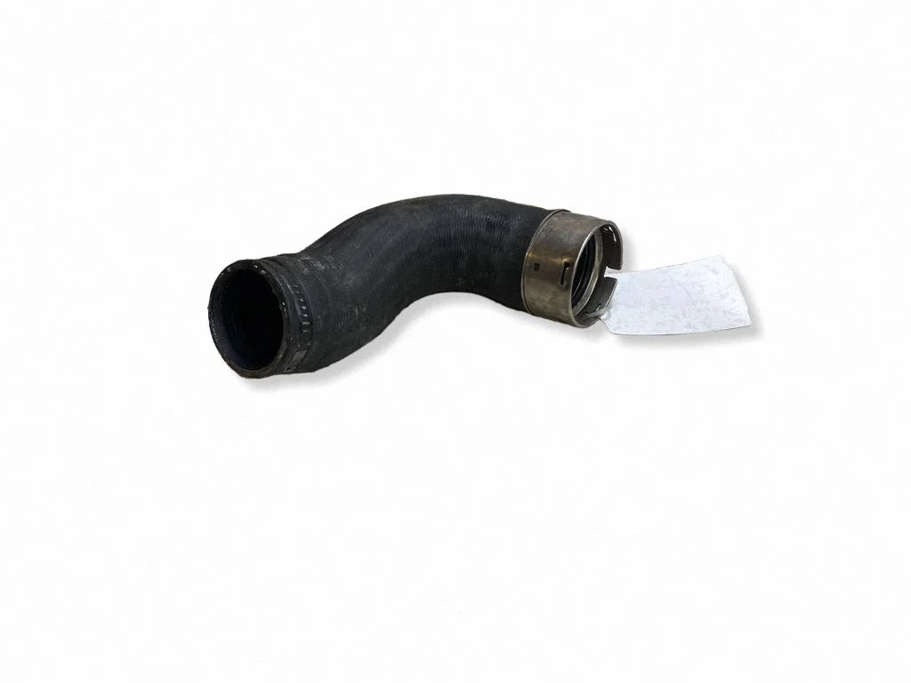 Wąż / rura intercoolera 31657757