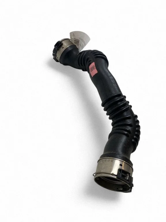 Vahejahuti voolik (-ud)/ toru (-d) 282602M410