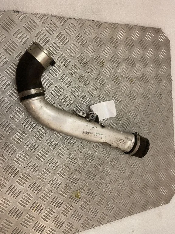 Intercooler hose/pipe A6510905337