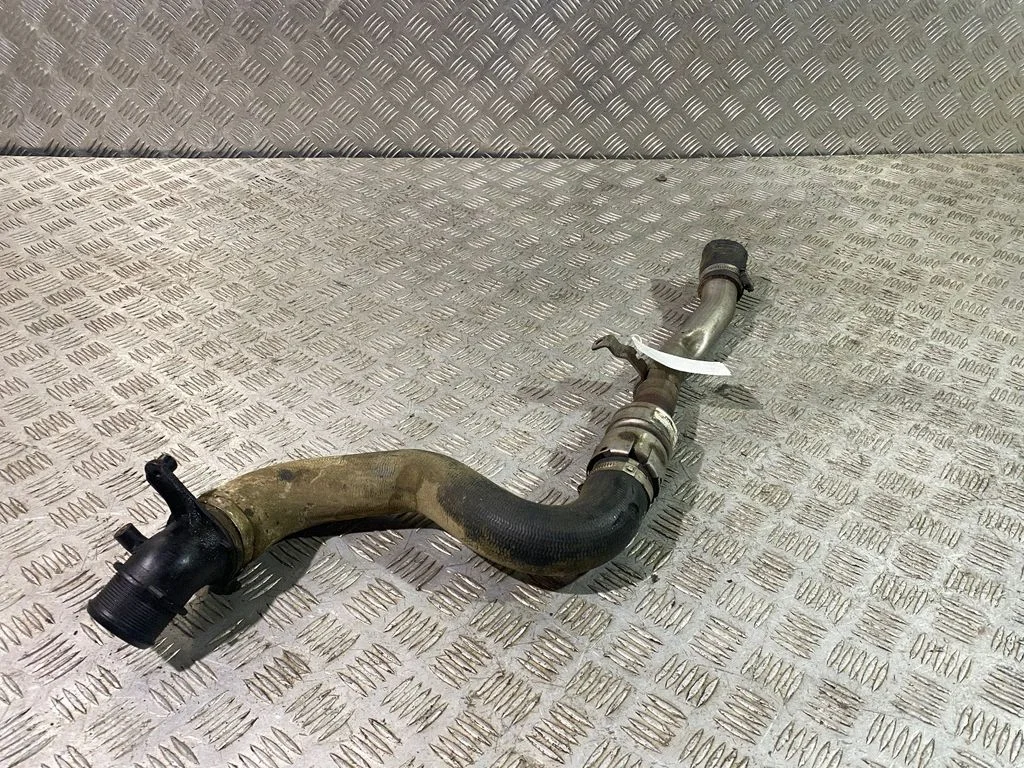 Intercooler hose/pipe FPLA9FZ88CE